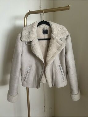 Bershka Cream Sherpa Faux Suede Moto Jacket Shearling Biker Coat Size M